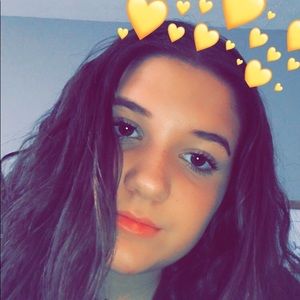 Meet your Posher, Stella